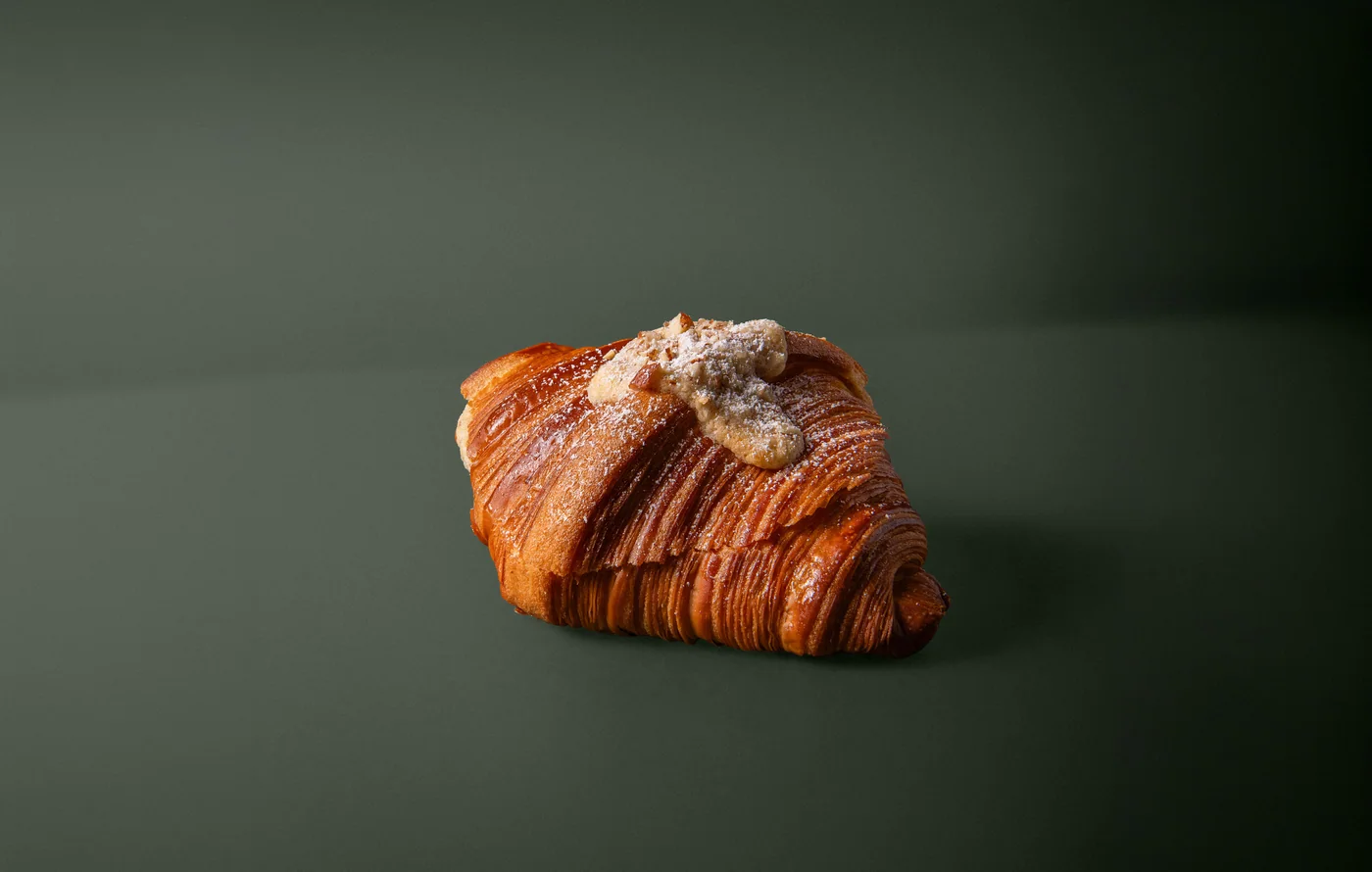 Almond Croissant von Street Barista in Krefeld